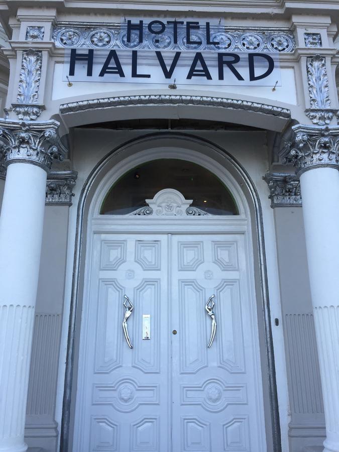 Halvard Hotel Douglas Exterior photo